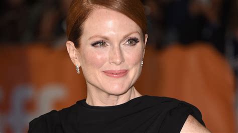 naked julianne moore|Julianne Moore :: Celebrity Movie Archive.